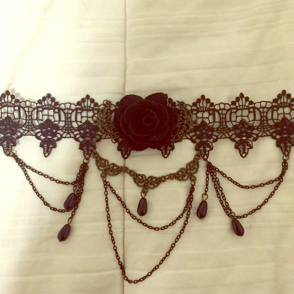 Victorian style lace choker